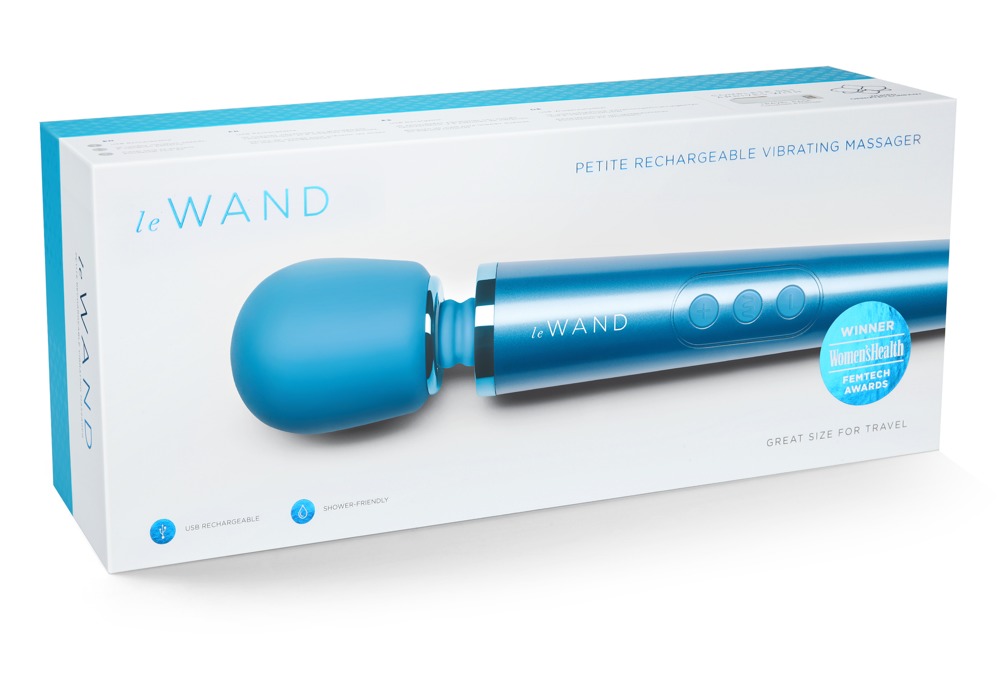 Le Wand Petite rechargeable massager